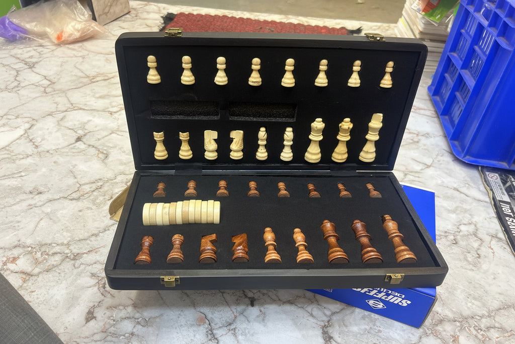 MAGNETIC WOOD AND CHEC